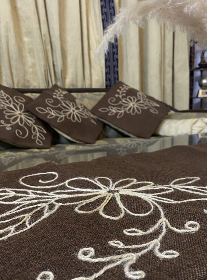 13 PC Jute Table Runner Cushions and Mats Set