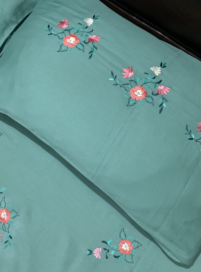 3 pc Embrioded cotton silk bed sheet