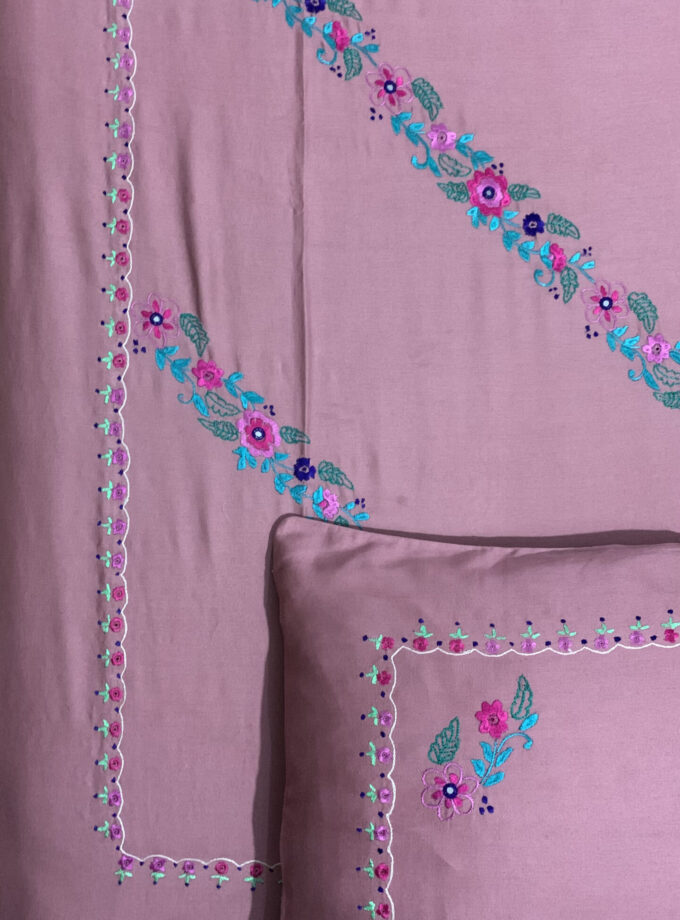 3 pc Embrioded cotton silk bed sheet
