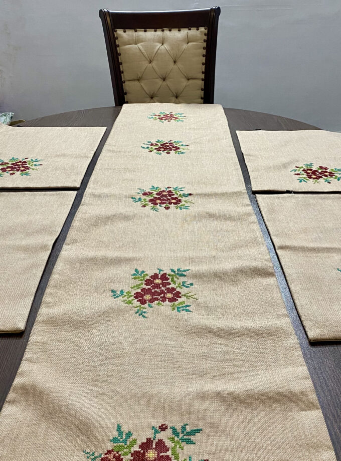 7PC Table Runner Mats set