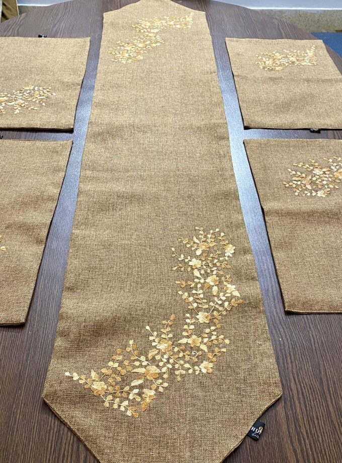 7PC Table Runner Mats Set