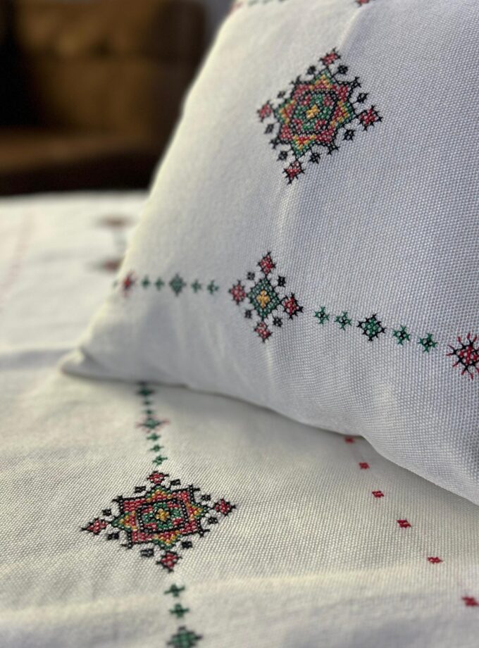 7 Pcs Runner Cushions Set