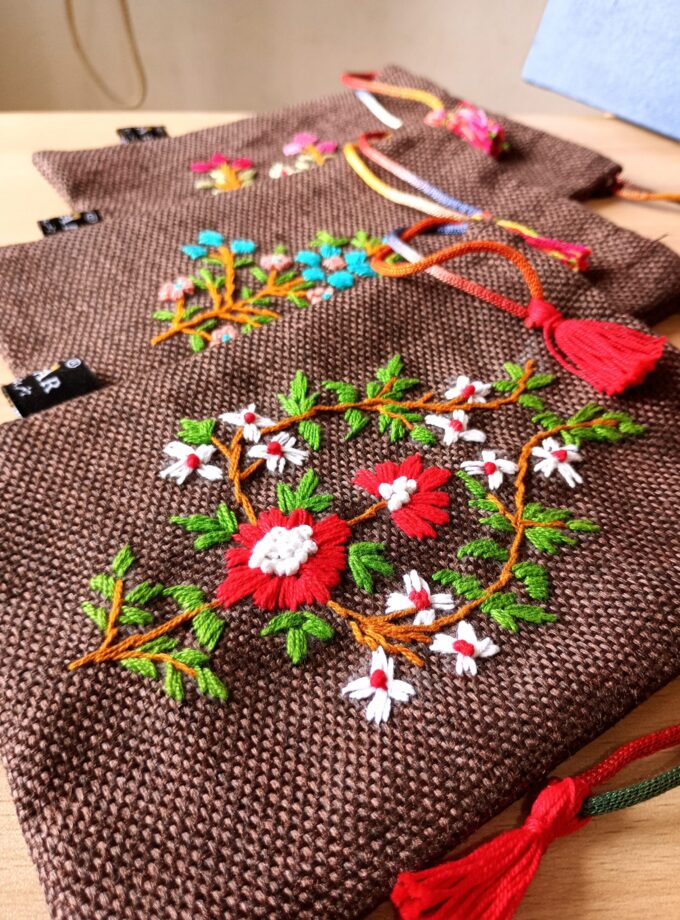 Jute Pouches
