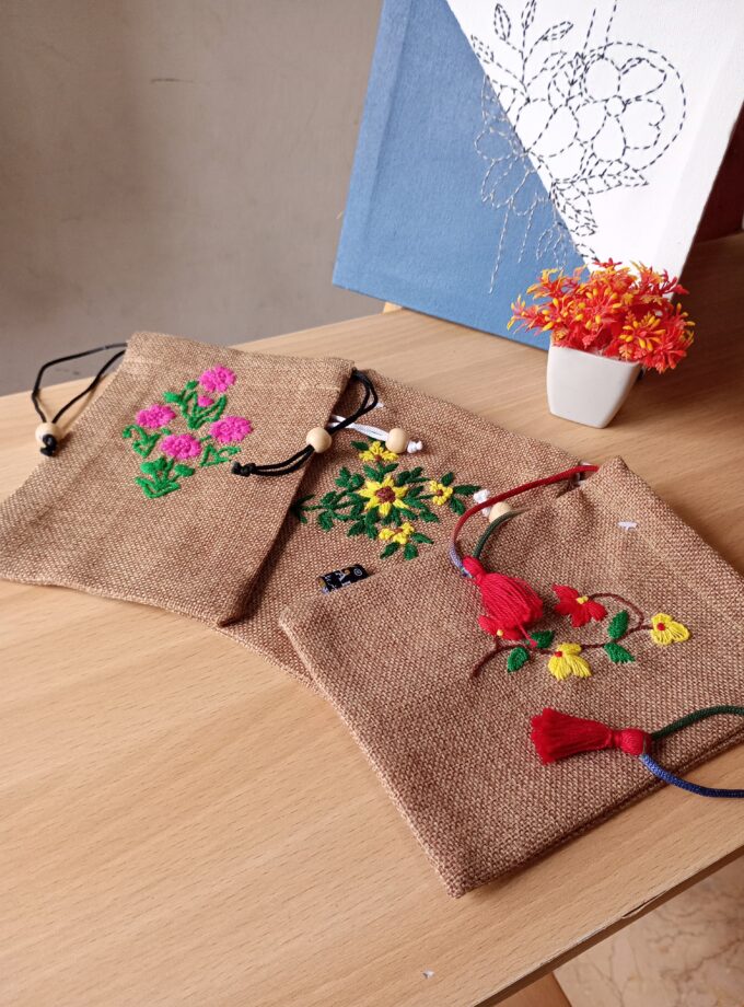 Jute Pouches
