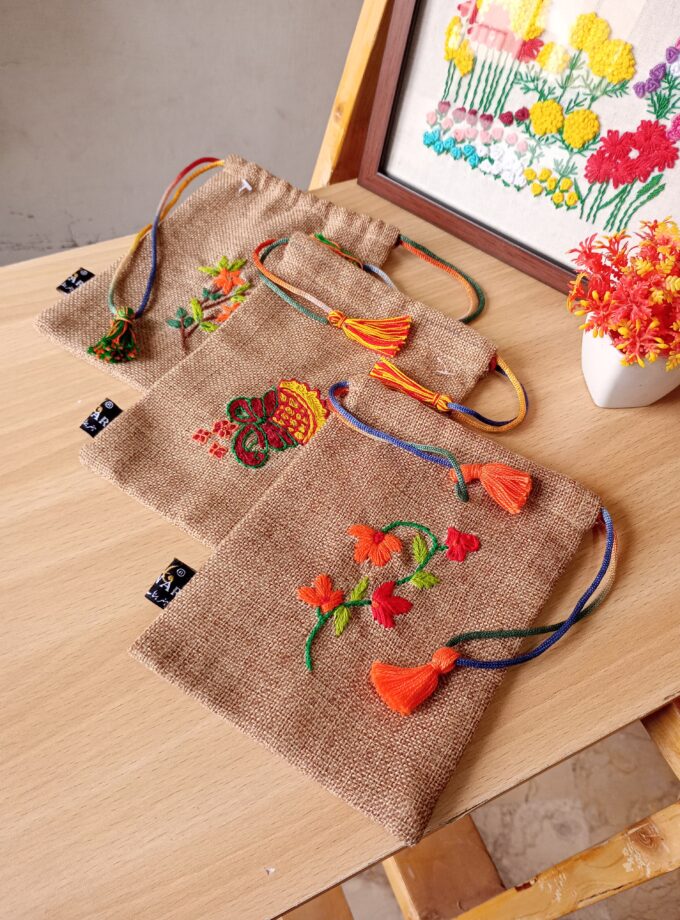 Jute Pouches