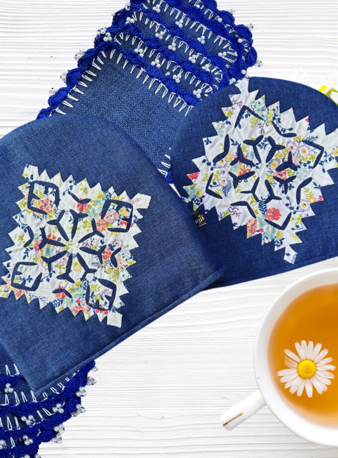 Table Runner, Mats & Tea cosy set