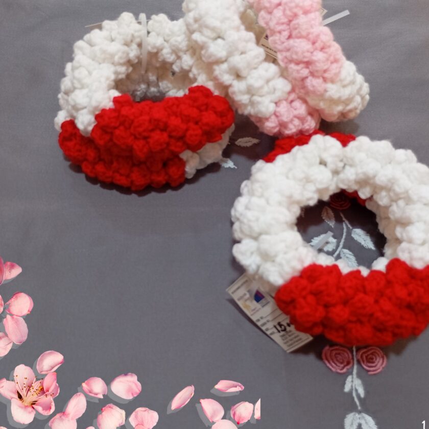 Crochet Floral Bracelet \ Gajrey - Image 3