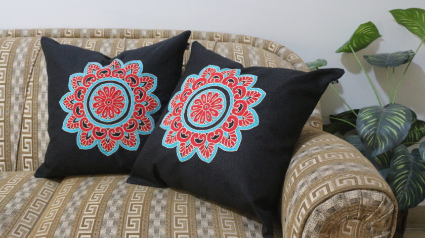 6 Pcs Embroidered Runner Cushions Set - Image 2