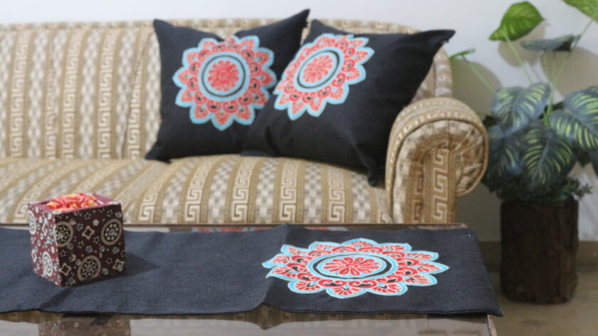 6 Pcs Embroidered Runner Cushions Set - Image 5