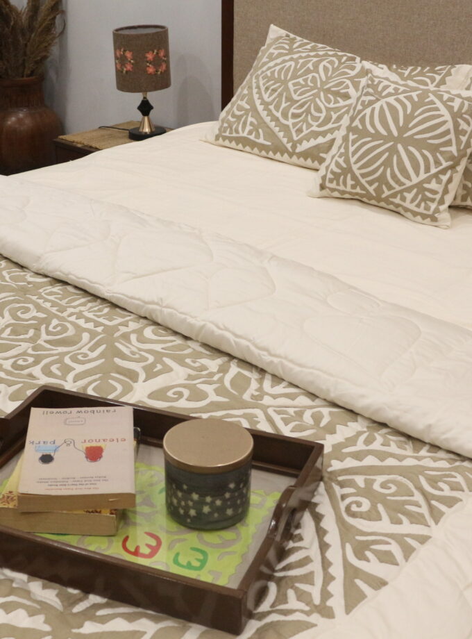 6 Pcs Applique Quilt Bedsheet set