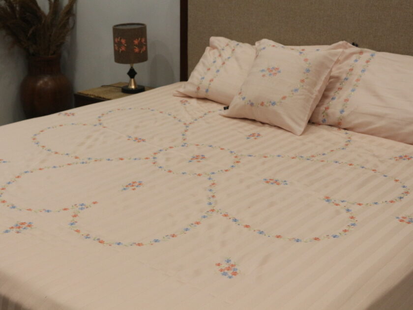 5 Pcs Embroidered Bedsheet set