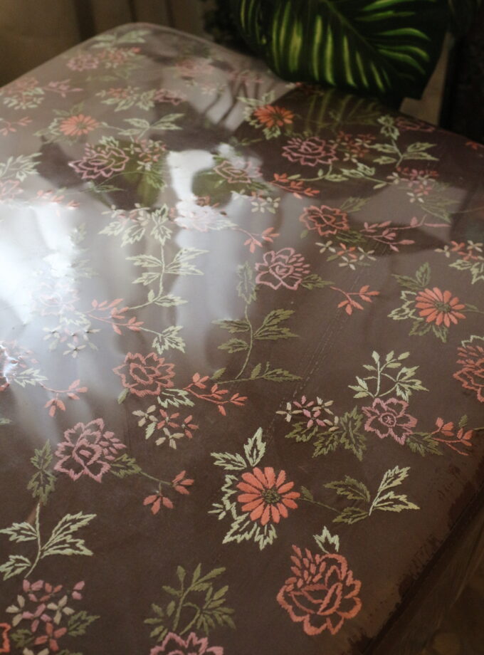 Square Puffy Stool with Embroidery