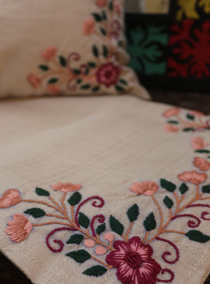 6 Pc Runner Cushions Set