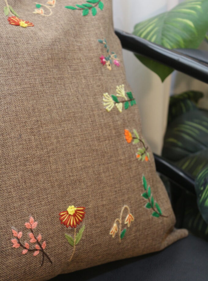 6 Pc Runner Cushions Set