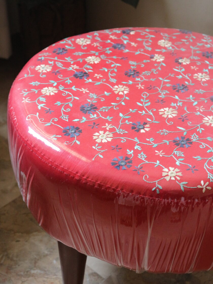 Round Puffy Stool with Embroidery
