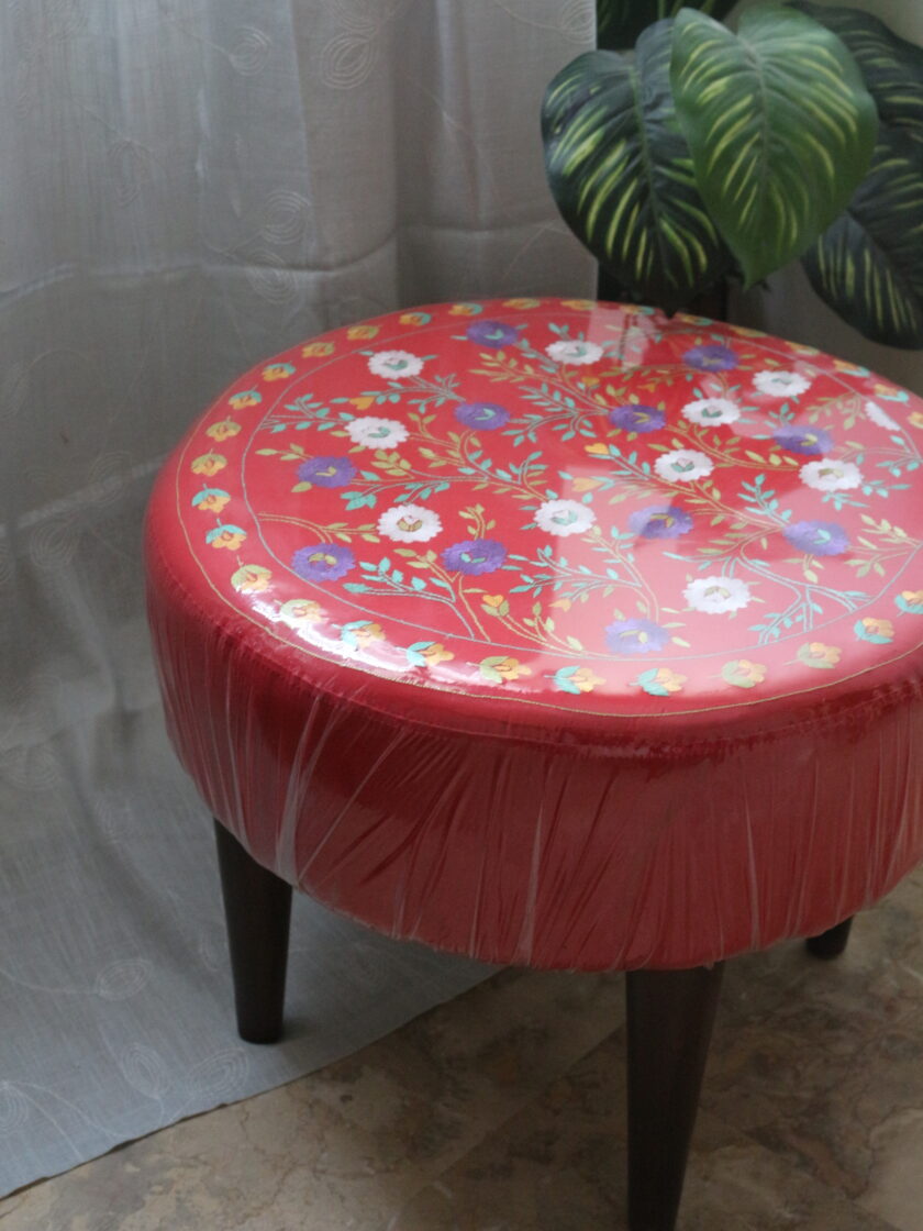 Round Puffy Stool with Embroidery