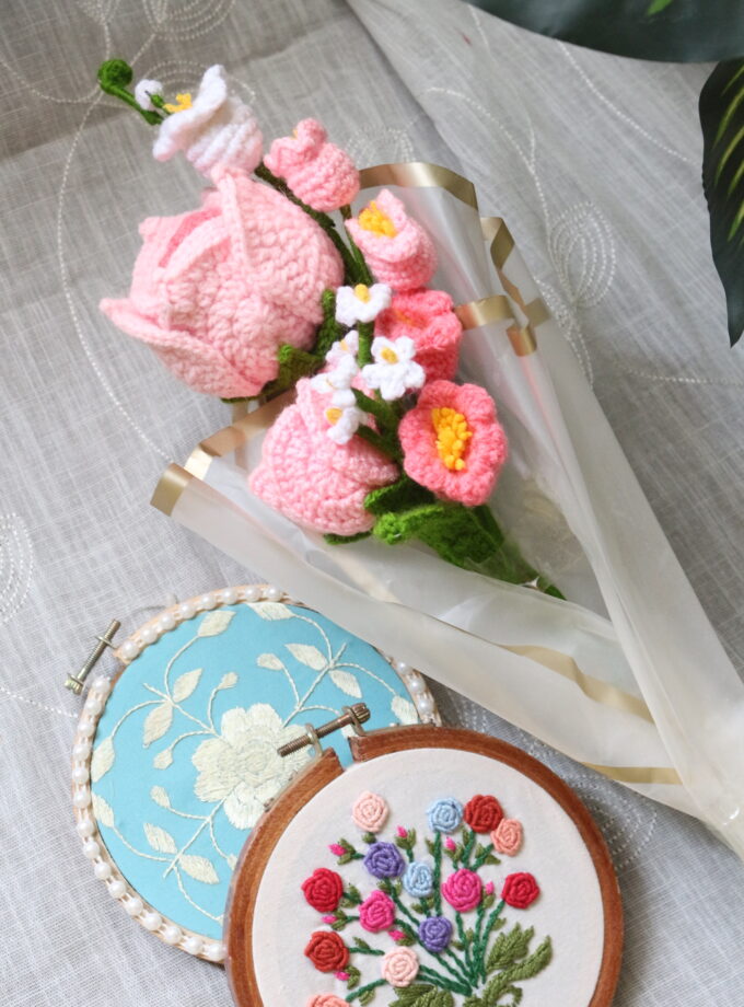 Crochet flower bouquet