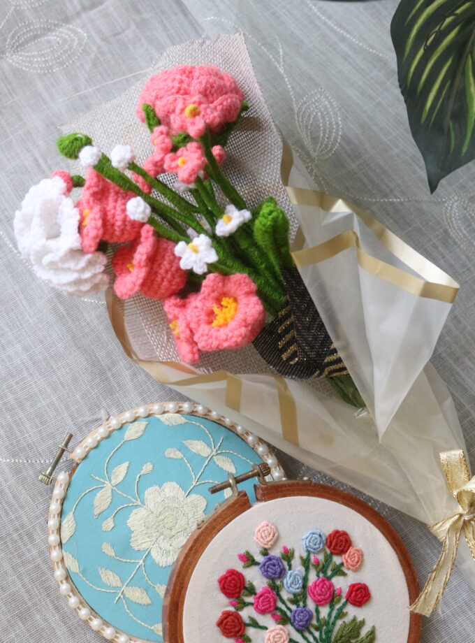 Crochet flower bouquet
