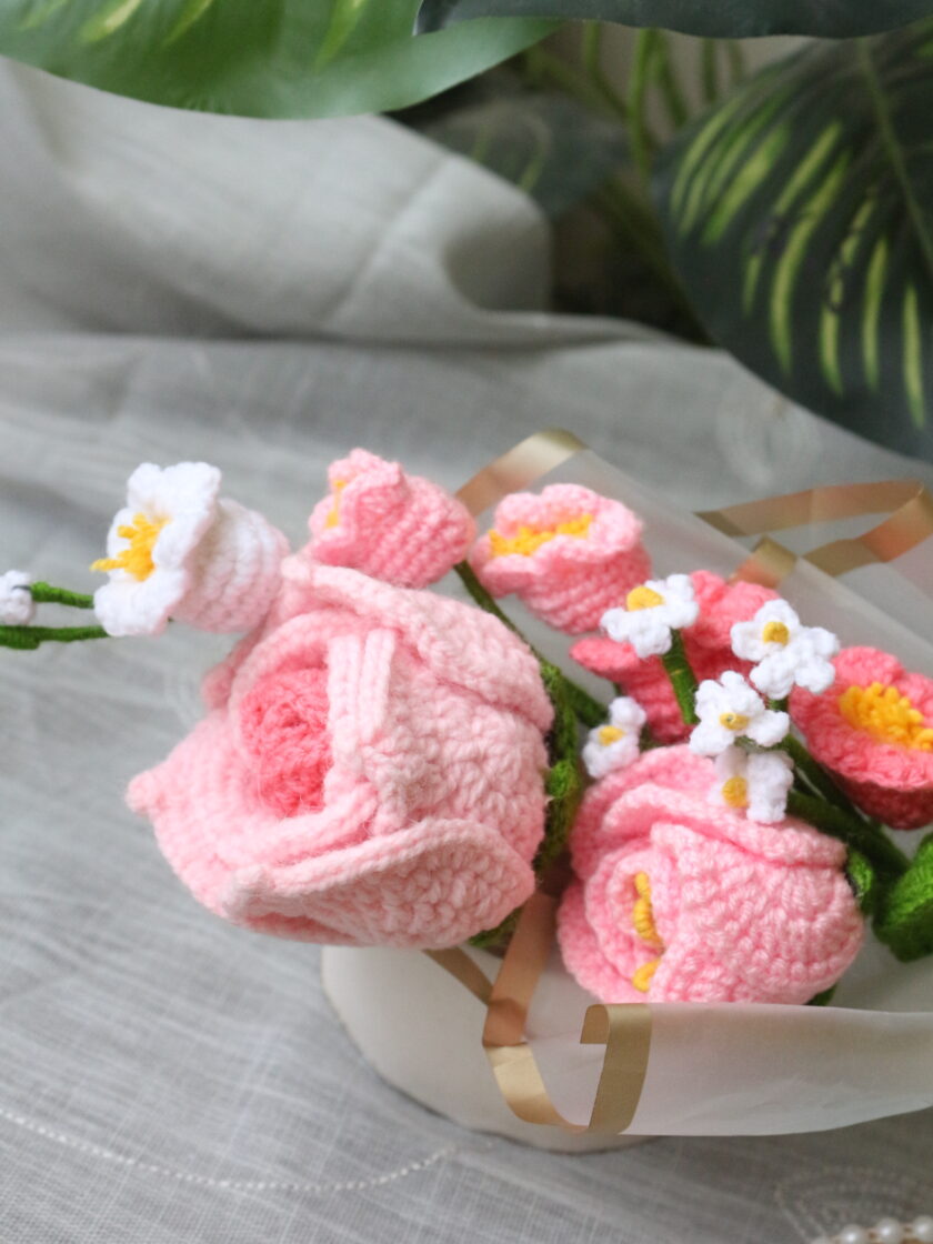 Crochet flower bouquet - Image 4