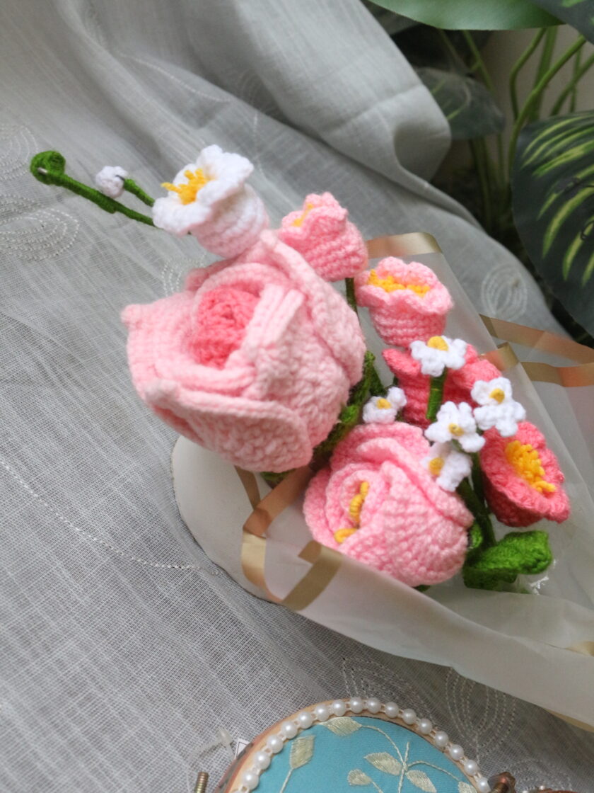 Crochet flower bouquet - Image 5