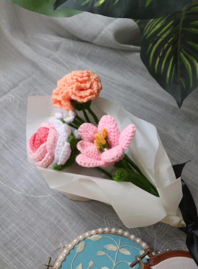 Crochet flower bouquet
