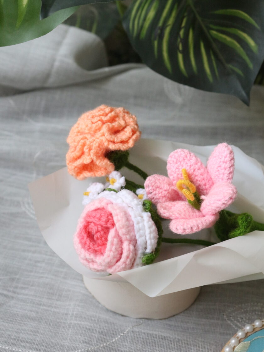 Crochet flower bouquet