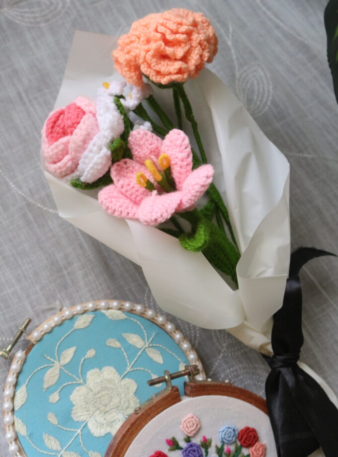 Crochet flower bouquet