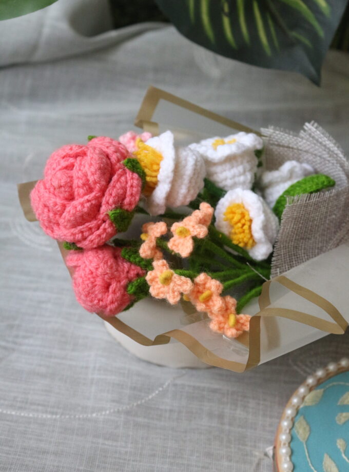 Crochet flower bouquet