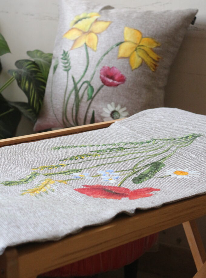 5 Piece Runner & cushion covers set