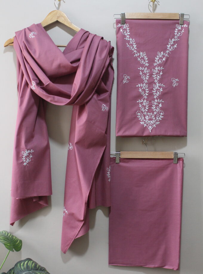 3 Pcs Embroidered Suit