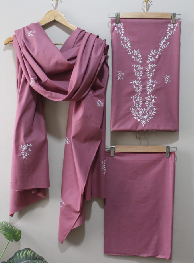 3 Pcs Embroidered Suit