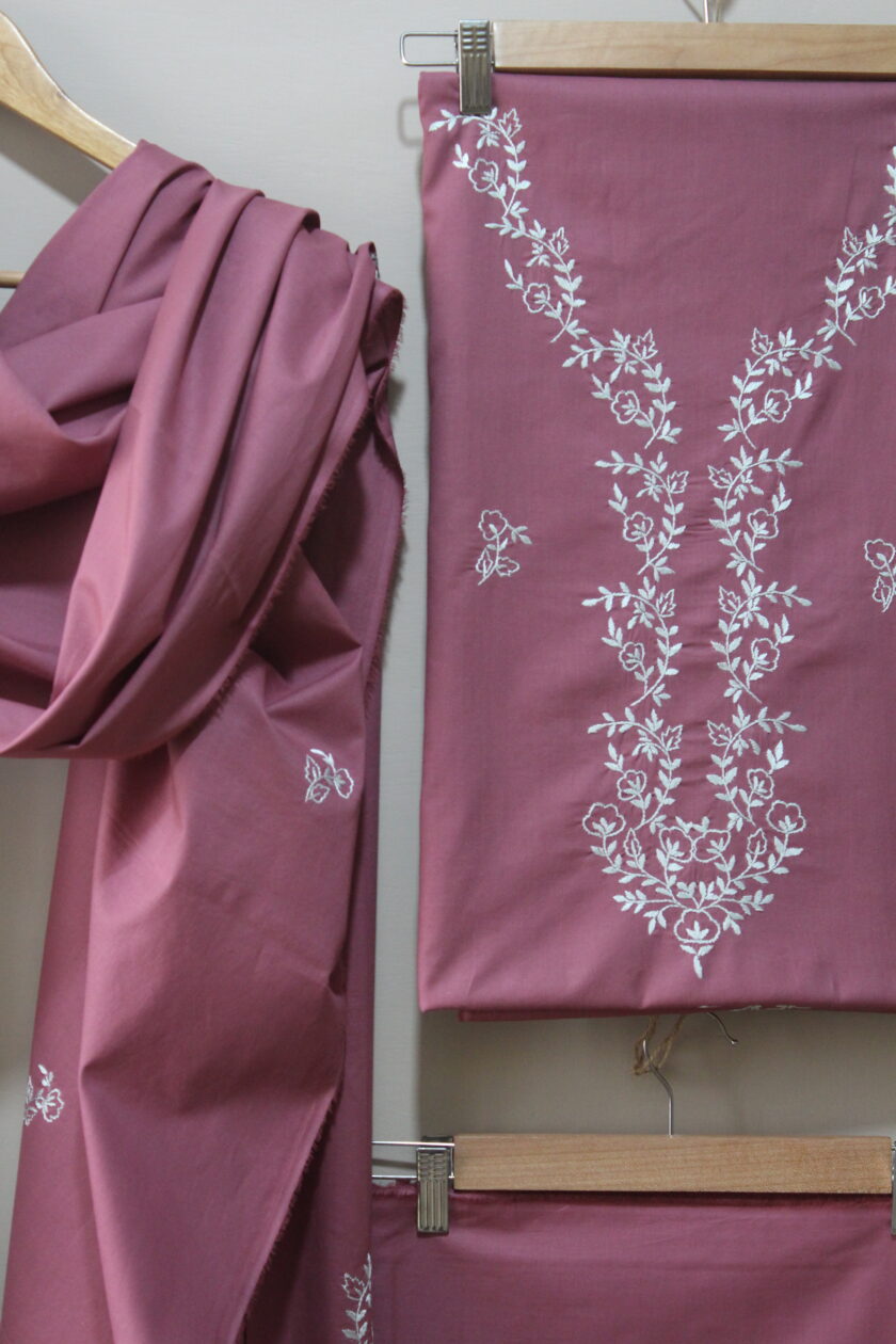 3 Pcs Embroidered Suit