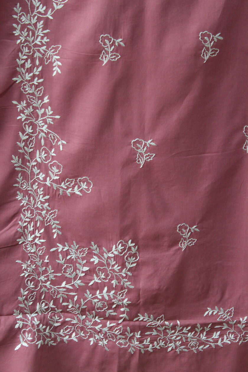 3 Pcs Embroidered Suit - Image 4