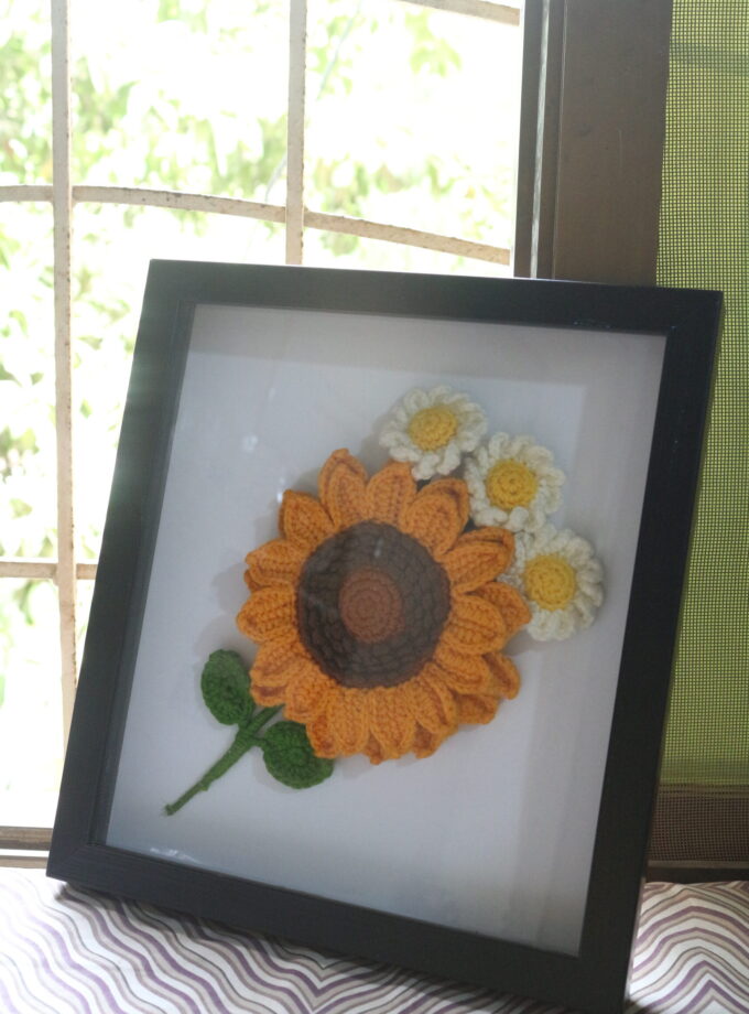 3D Floral Frame Wall Hanging