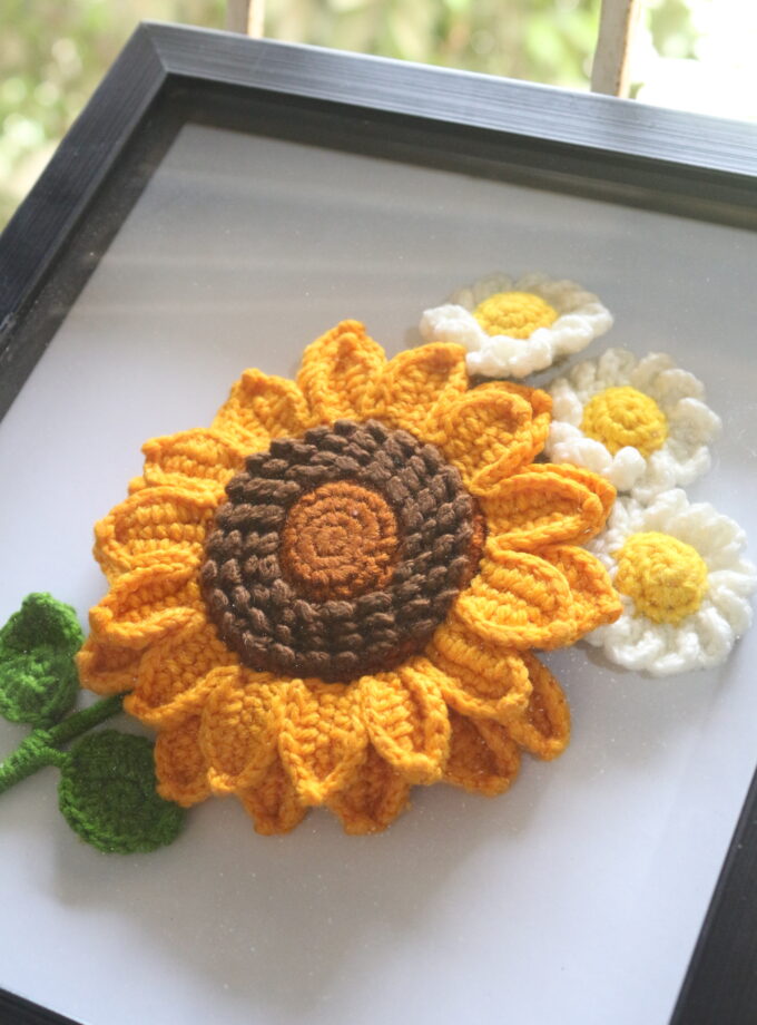 3D Floral Frame Wall Hanging