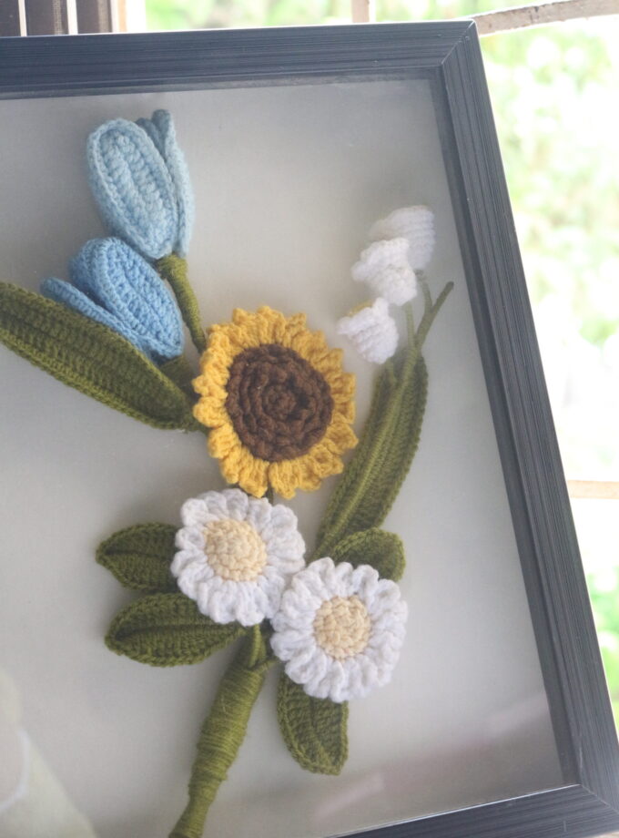 3D Floral Frame Wall Hanging