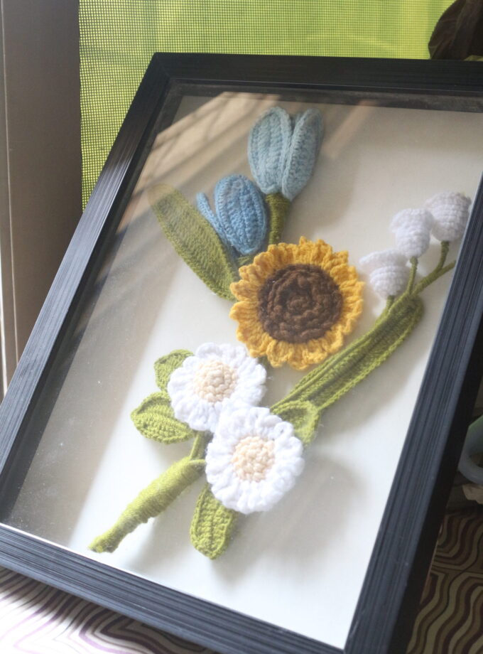 3D Floral Frame Wall Hanging