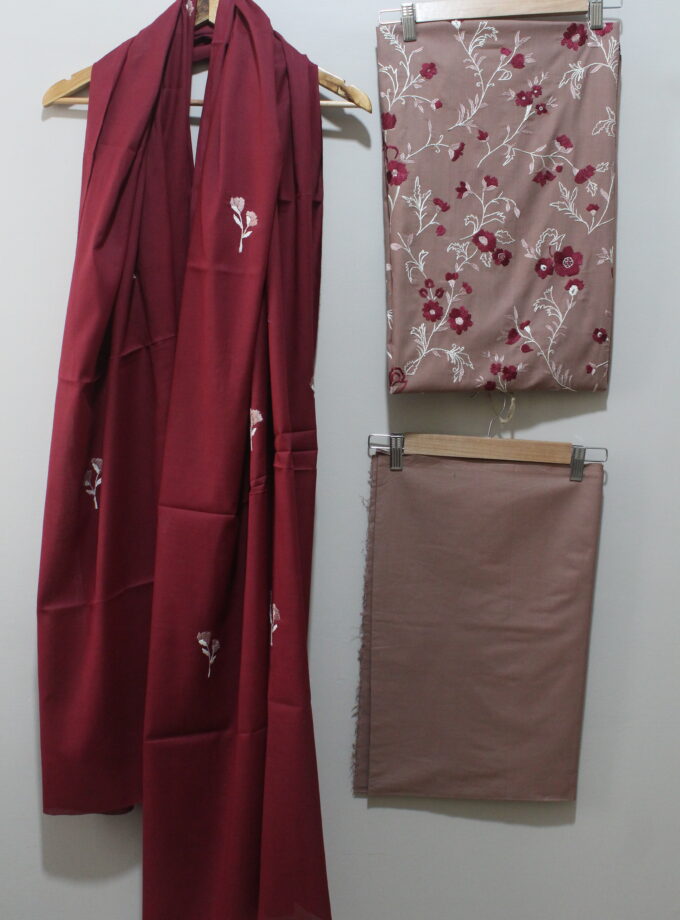3 Pcs Embroidered Suit