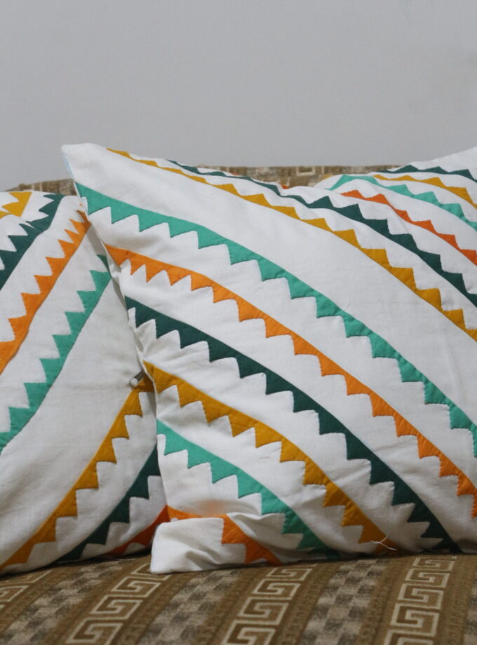 2 Pcs Applique cushion covers set