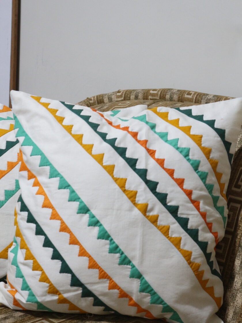 2 Pcs Applique cushion covers set - Image 5
