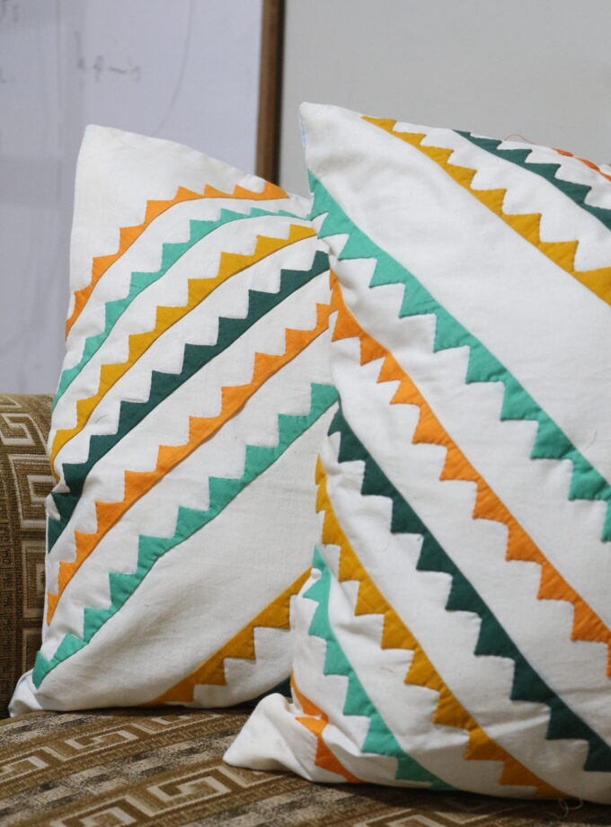 2 Pcs Applique cushion covers set