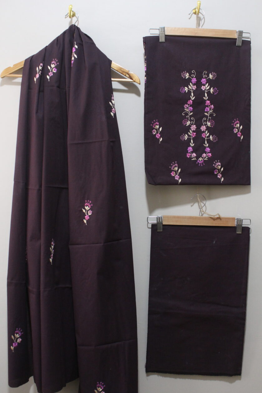 3 Pcs Embroidery Suit - Image 2