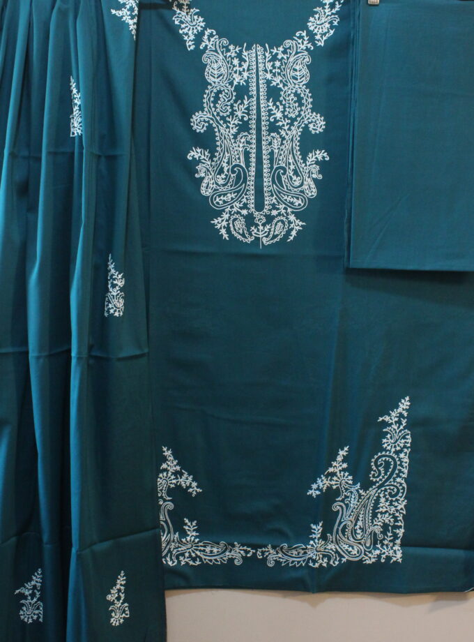 3 Pcs Embroidered Suit