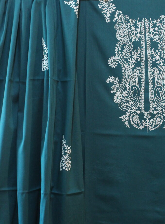 3 Pcs Embroidered Suit