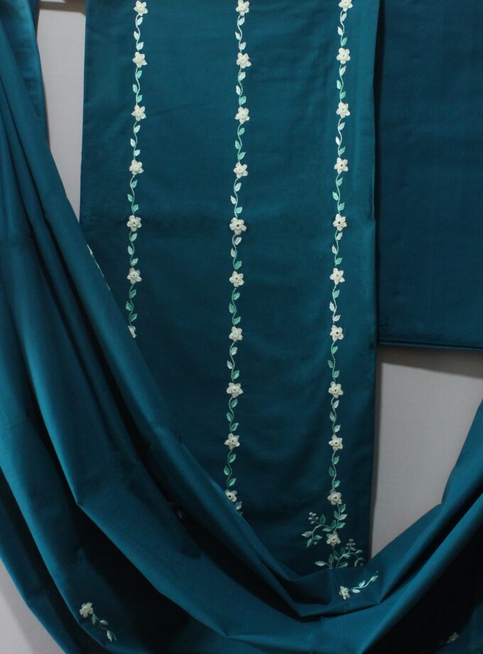 3 Pcs Embroidered Suit with Mirror Work